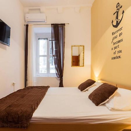 Lovely Room In Old Town ドゥブロブニク エクステリア 写真